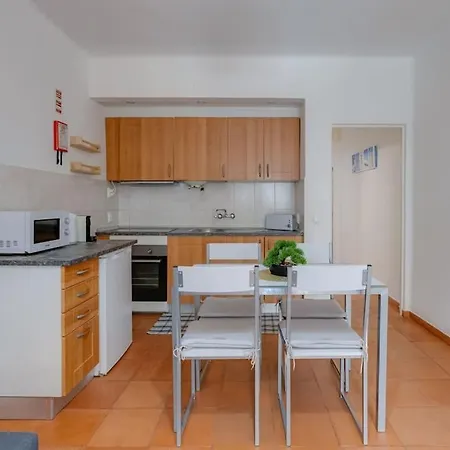 Appartamento Magna - Renovado 4 Com Piscina E Ar Condicionado *